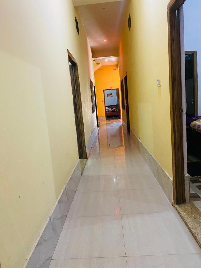 Balaji Homestay Mathura In Vrindavan Esterno foto