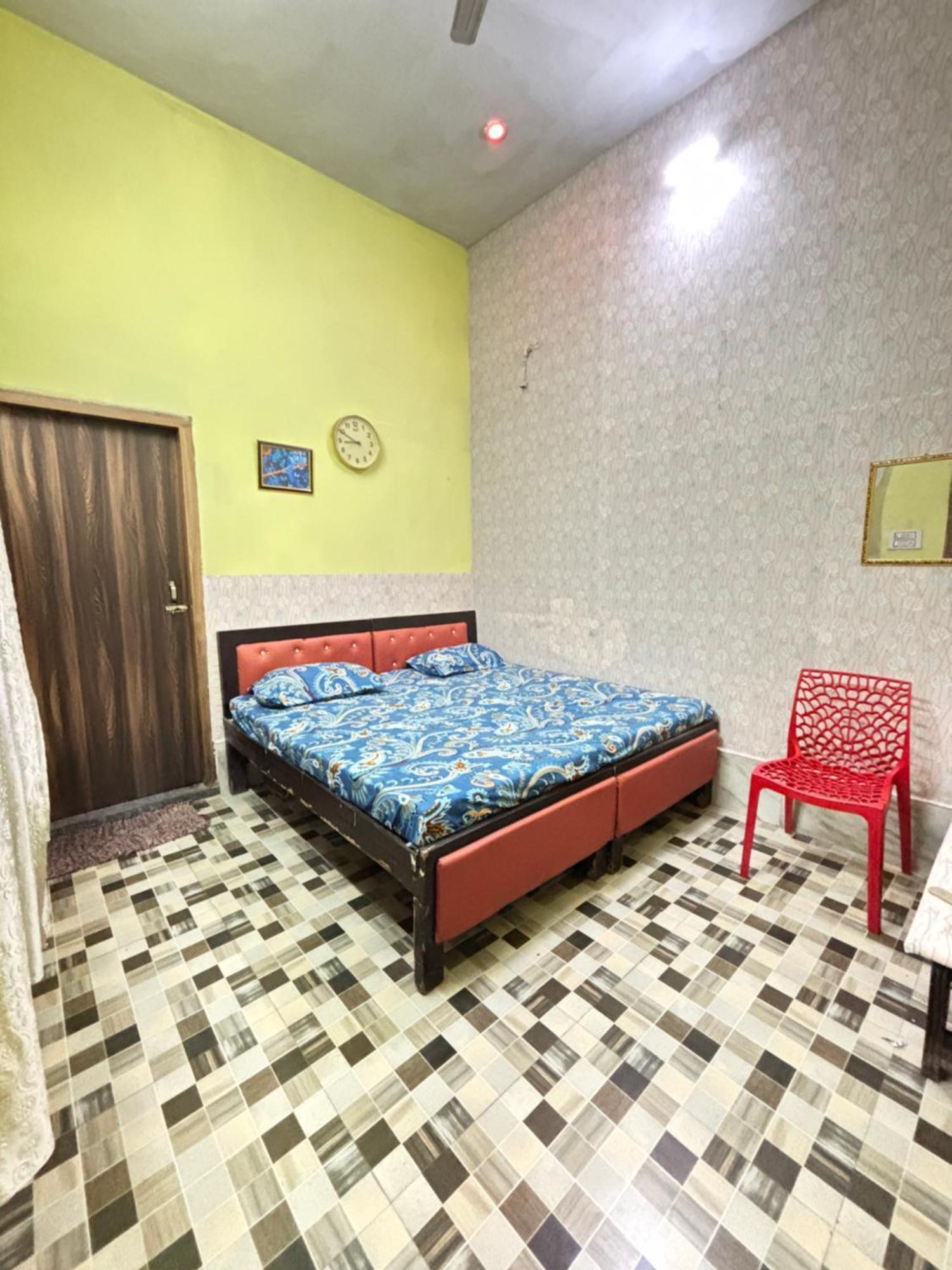 Balaji Homestay Mathura In Vrindavan Esterno foto